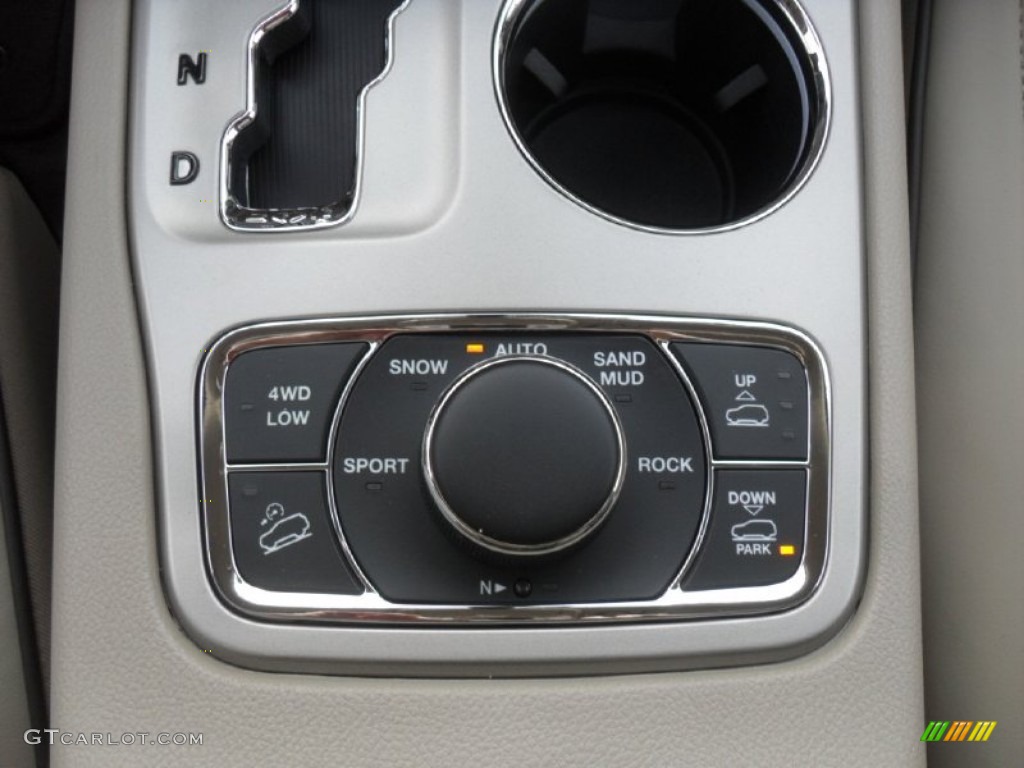 2012 Jeep Grand Cherokee Overland 4x4 Controls Photo #58912499