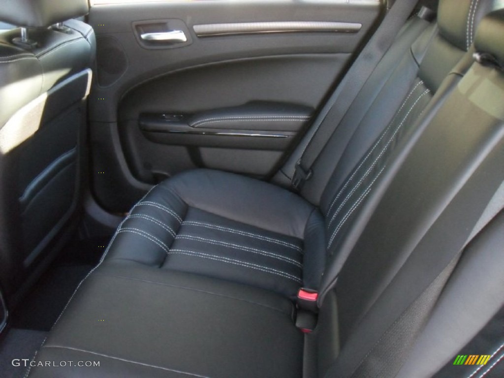 2012 300 S V6 - Bright Silver Metallic / Black photo #17