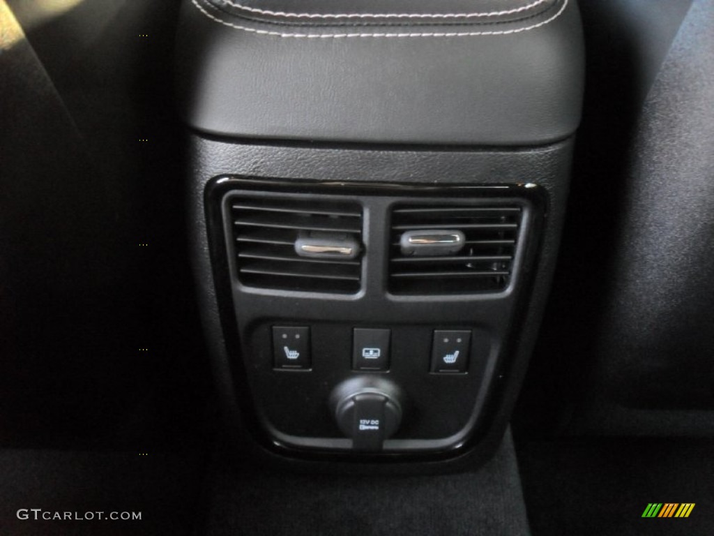 2012 300 S V6 - Bright Silver Metallic / Black photo #18