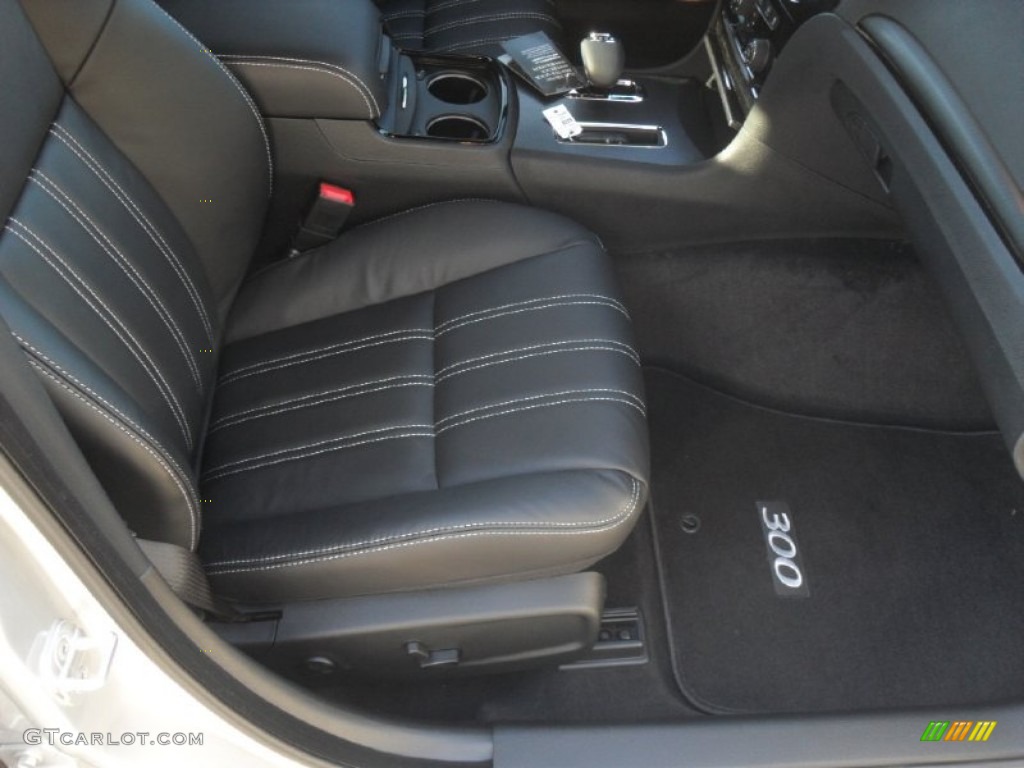 2012 300 S V6 - Bright Silver Metallic / Black photo #22