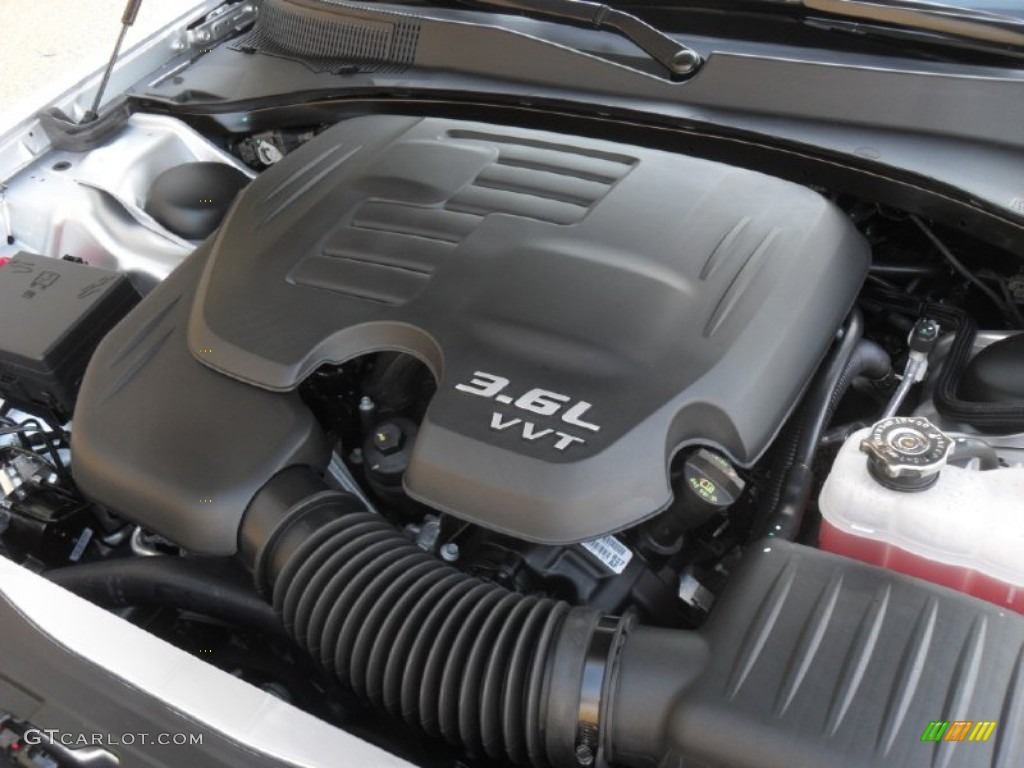 2012 Chrysler 300 S V6 3.6 Liter DOHC 24-Valve VVT Pentastar V6 Engine Photo #58912697