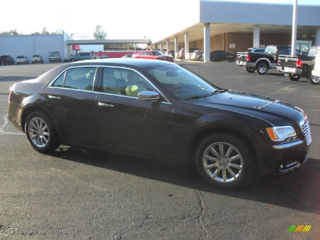 2012 300 Limited - Luxury Brown Pearl / Black/Light Frost Beige photo #5