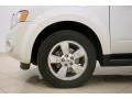 2009 White Suede Ford Escape Limited V6 4WD  photo #19
