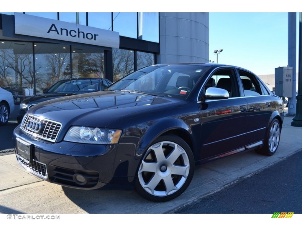 2004 S4 4.2 quattro Sedan - Moro Blue Pearl Effect / Black/Gray photo #1