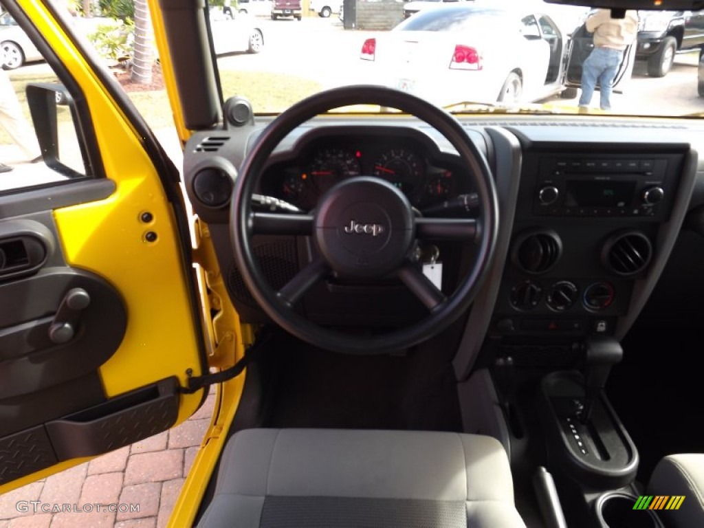 2009 Wrangler Unlimited X 4x4 - Detonator Yellow / Dark Slate Gray/Medium Slate Gray photo #9