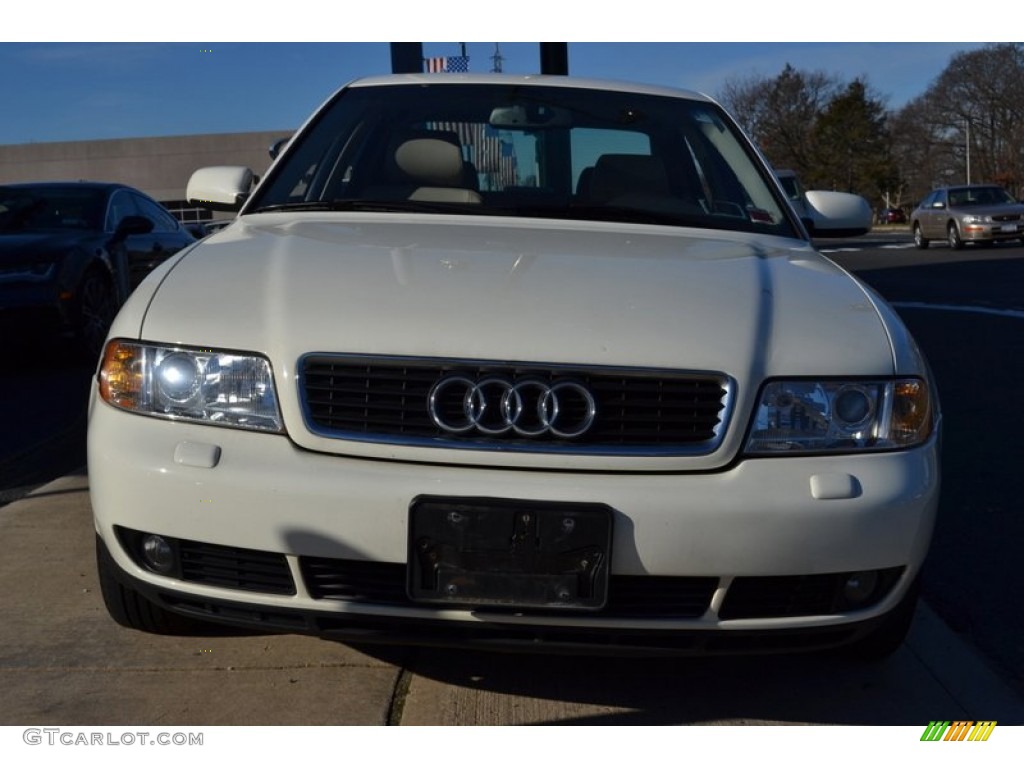 2001 A4 1.8T quattro Sedan - Casablanca White / Ecru/Onyx photo #2