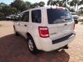 Oxford White - Escape XLT Photo No. 5