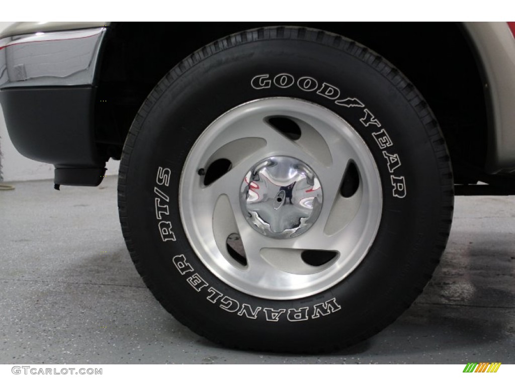 2001 Ford F150 XLT SuperCab 4x4 Wheel Photo #58920868