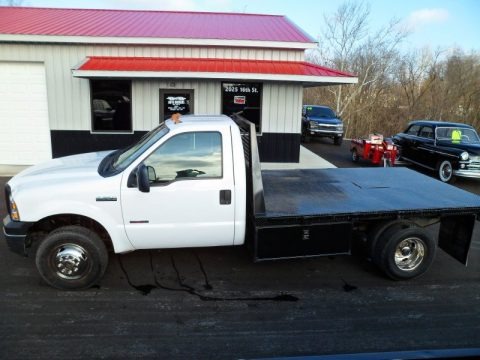 2006 Ford F350 Super Duty XL Regular Cab Flat Bed Data, Info and Specs
