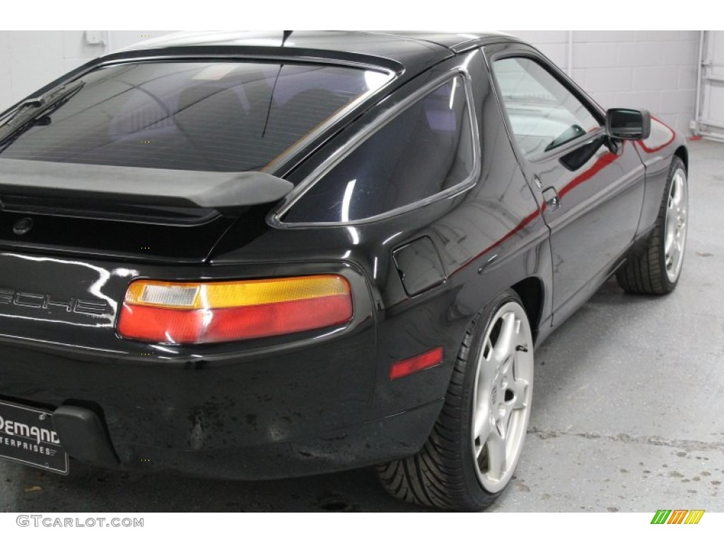 1989 928 S4 - Black / Beige photo #26