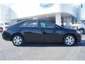 Black - Camry LE Photo No. 2