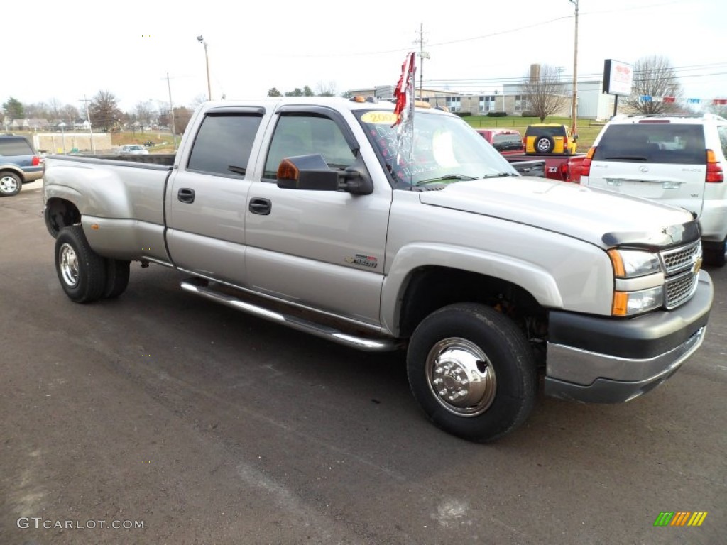 2005 Silverado 3500 LT Crew Cab Dually - Silver Birch Metallic / Medium Gray photo #8