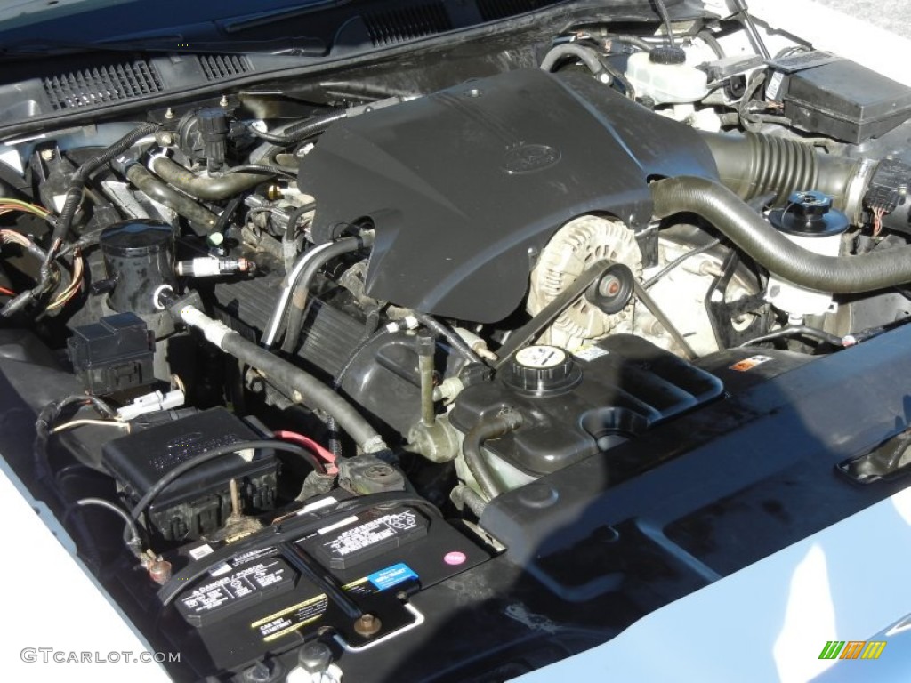 2001 Ford Crown Victoria LX 4.6 Liter SOHC 16-Valve V8 Engine Photo #58925174
