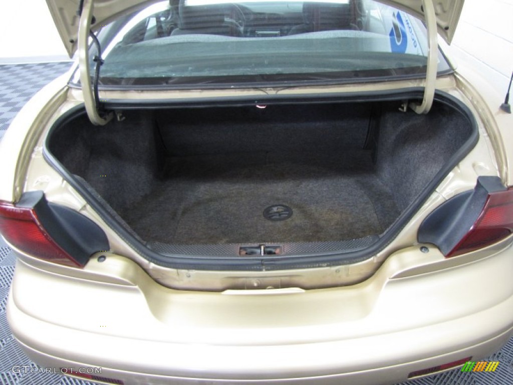 1998 Sunfire SE Coupe - Gold Metallic / Black photo #17