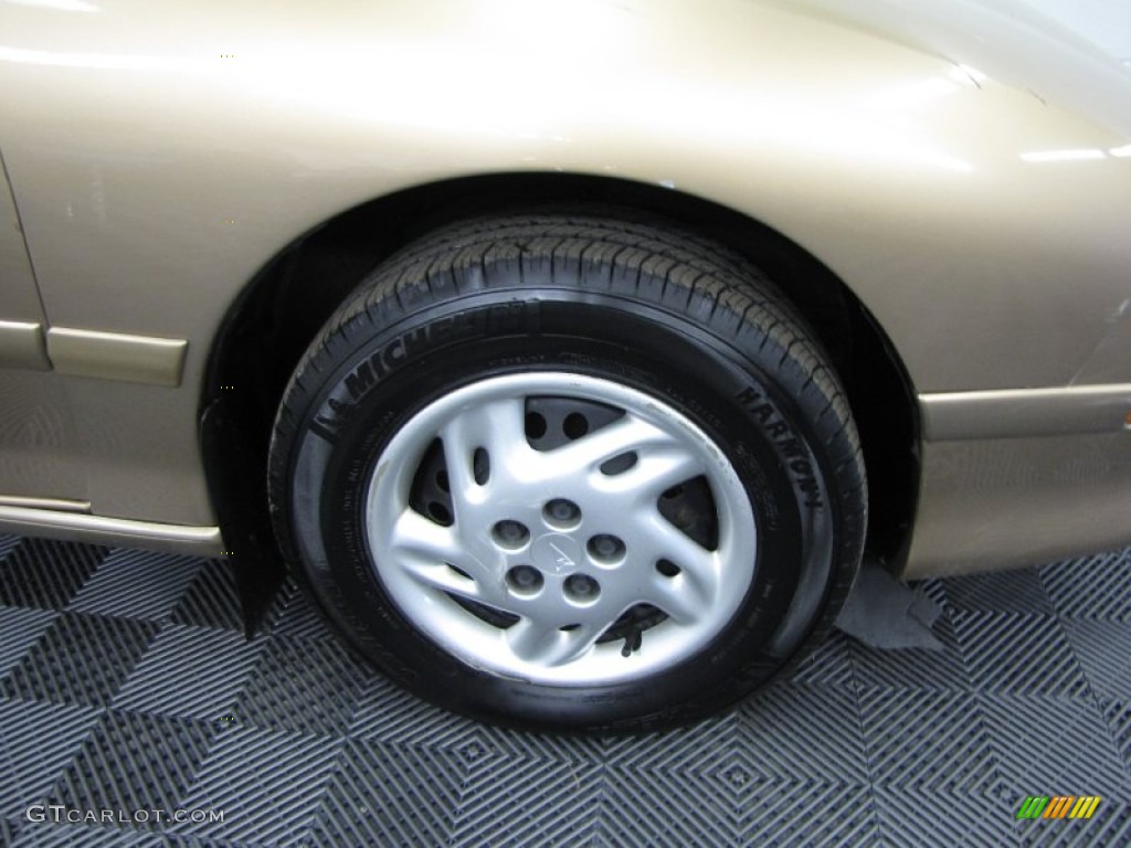 1998 Sunfire SE Coupe - Gold Metallic / Black photo #20
