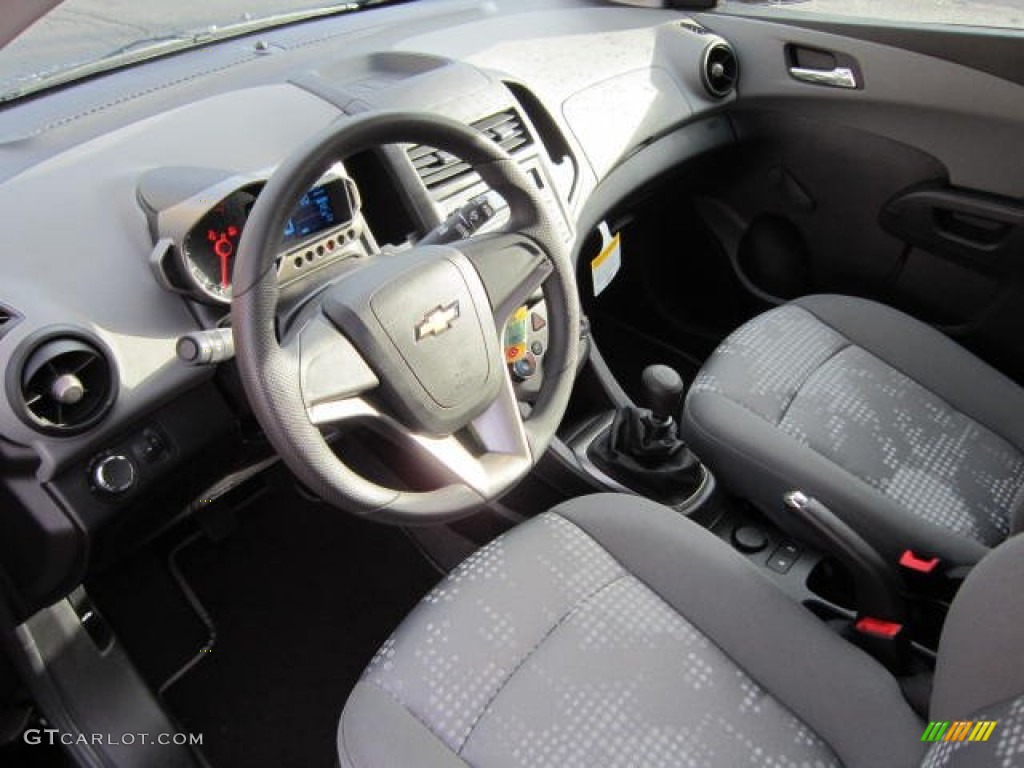 Jet Black/Dark Titanium Interior 2012 Chevrolet Sonic LS Hatch Photo #58931715