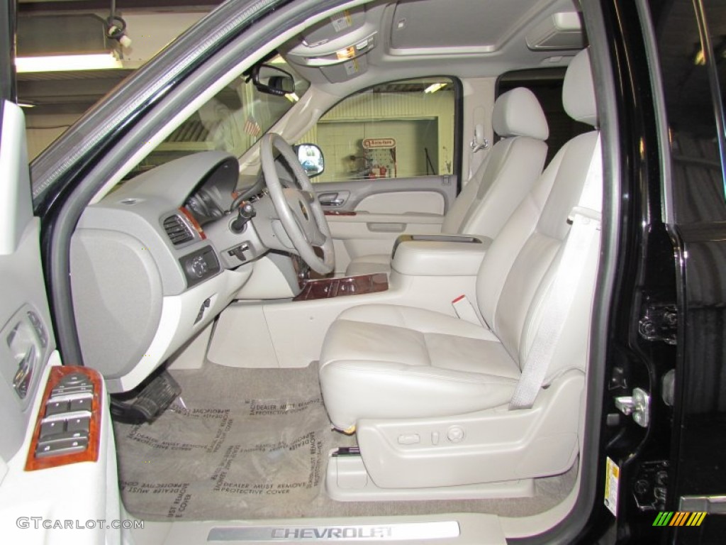 Ebony Interior 2010 Chevrolet Suburban LTZ Photo #58934040