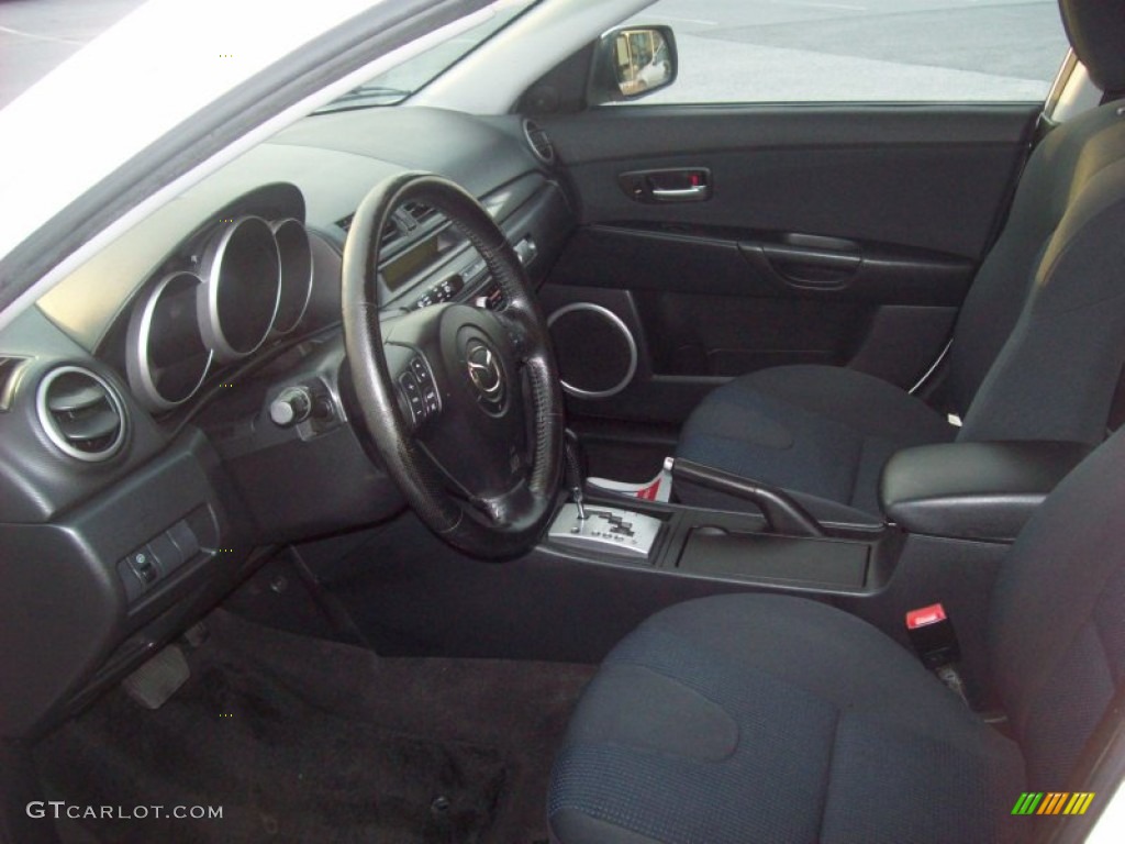 2004 MAZDA3 s Hatchback - Rally White / Black/Red photo #9