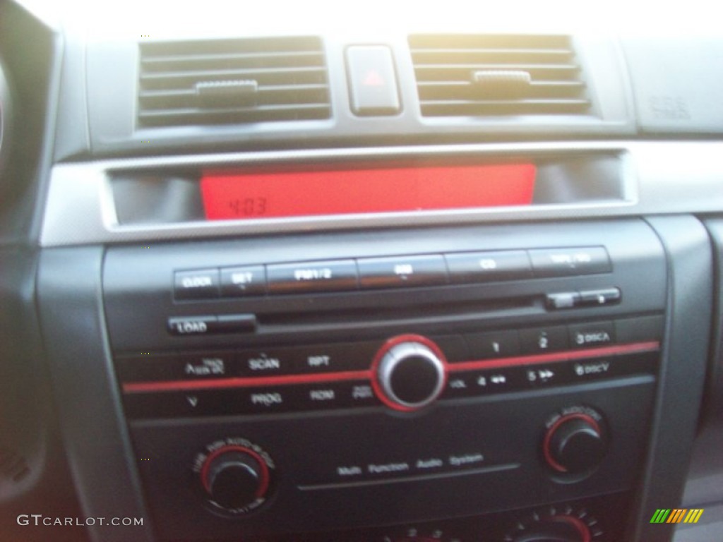 2004 MAZDA3 s Hatchback - Rally White / Black/Red photo #17