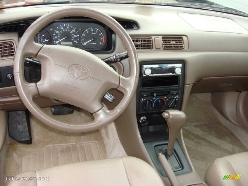 1999 Toyota Camry XLE V6 Dashboard Photos