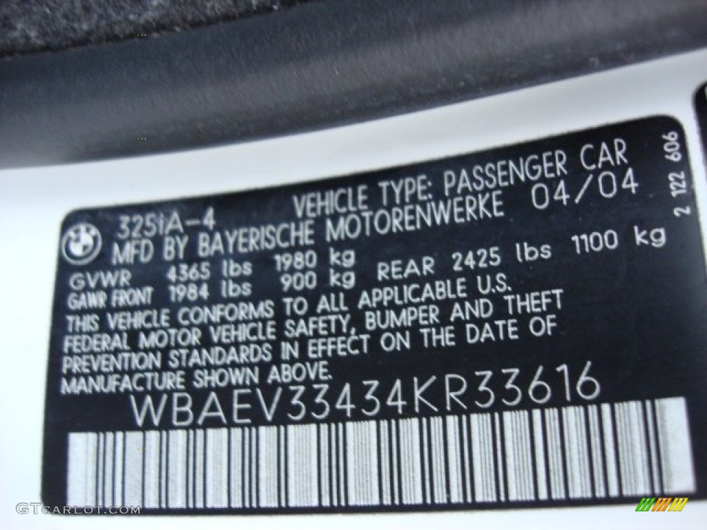 2004 3 Series 325i Sedan - Alpine White / Black photo #24