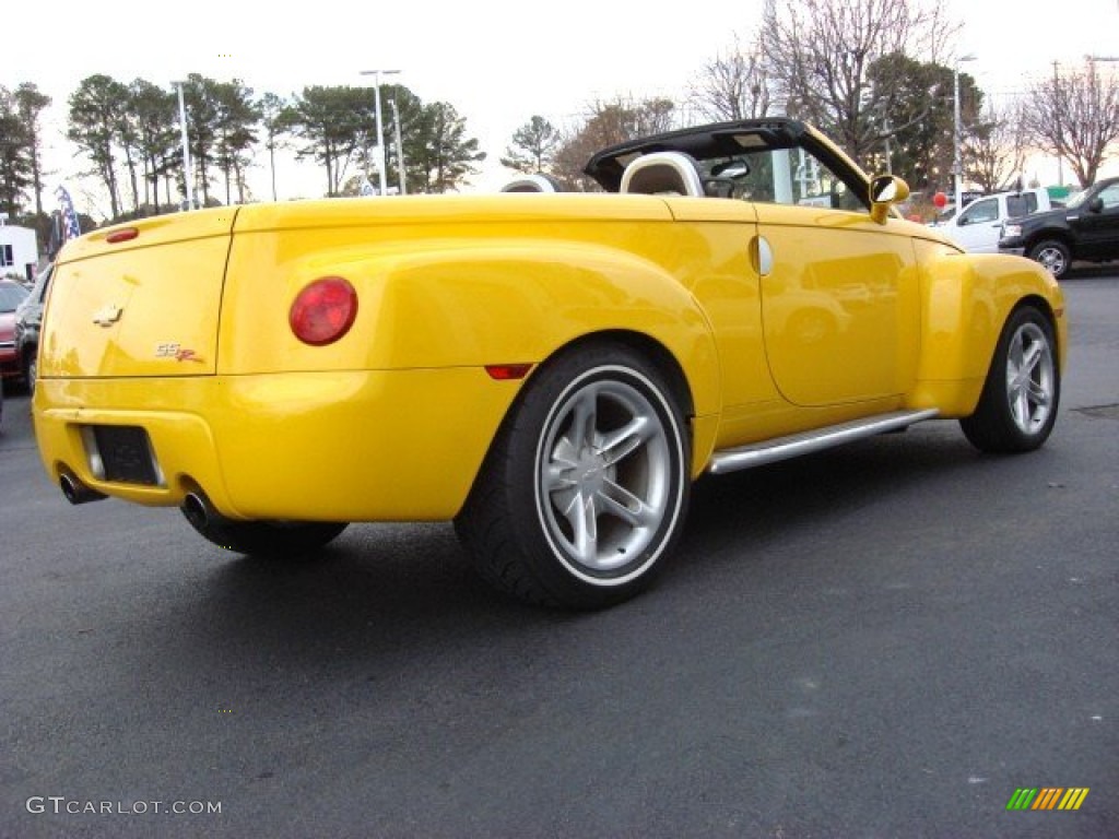 Slingshot Yellow 2004 Chevrolet SSR Standard SSR Model Exterior Photo #58941288