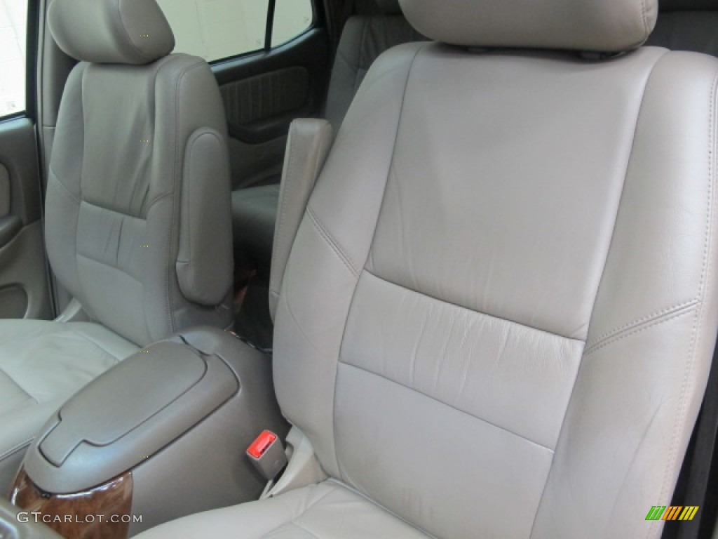 2003 Sequoia Limited 4WD - Natural White / Oak photo #19