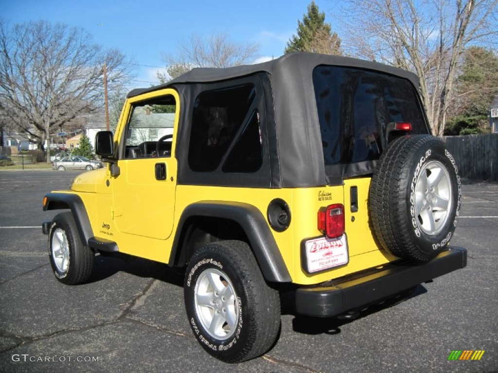 2004 Wrangler SE 4x4 - Solar Yellow / Dark Slate Gray photo #5