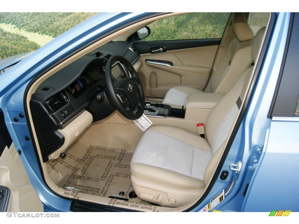 Ivory Interior 2012 Toyota Camry Hybrid XLE Photo #58948401