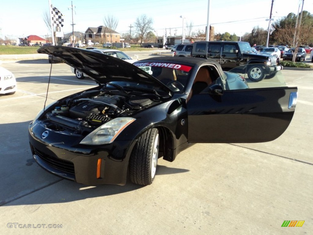 2004 350Z Touring Roadster - Super Black / Burnt Orange photo #9