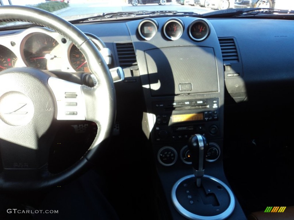 2004 350Z Touring Roadster - Super Black / Burnt Orange photo #14