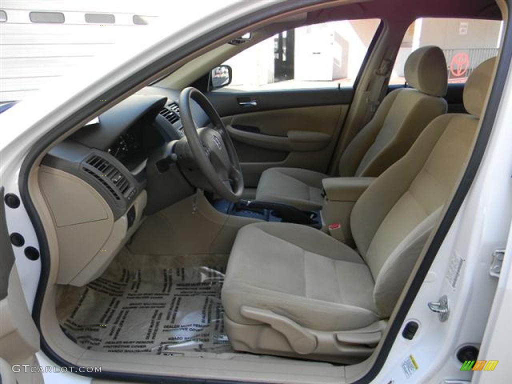2007 Accord SE V6 Sedan - Taffeta White / Ivory photo #11