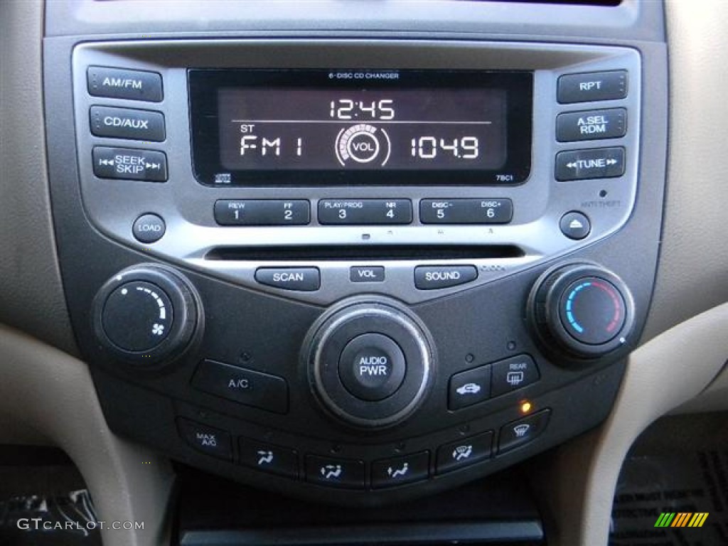 2007 Accord SE V6 Sedan - Taffeta White / Ivory photo #15