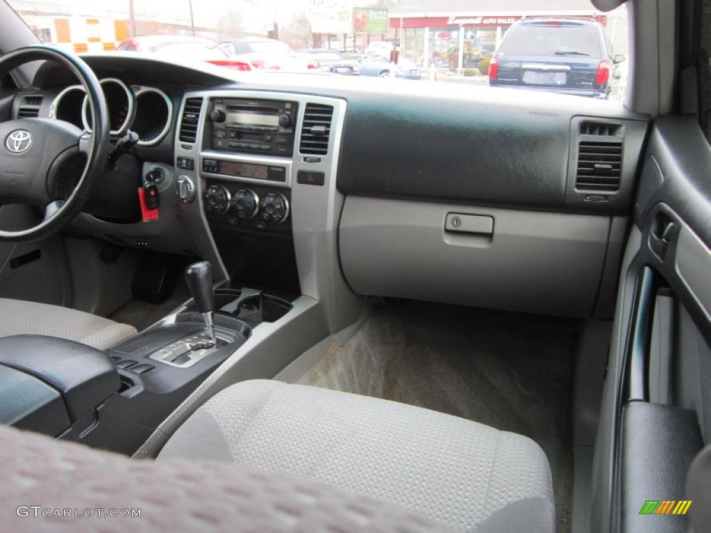 2004 4Runner SR5 4x4 - Natural White / Stone photo #18