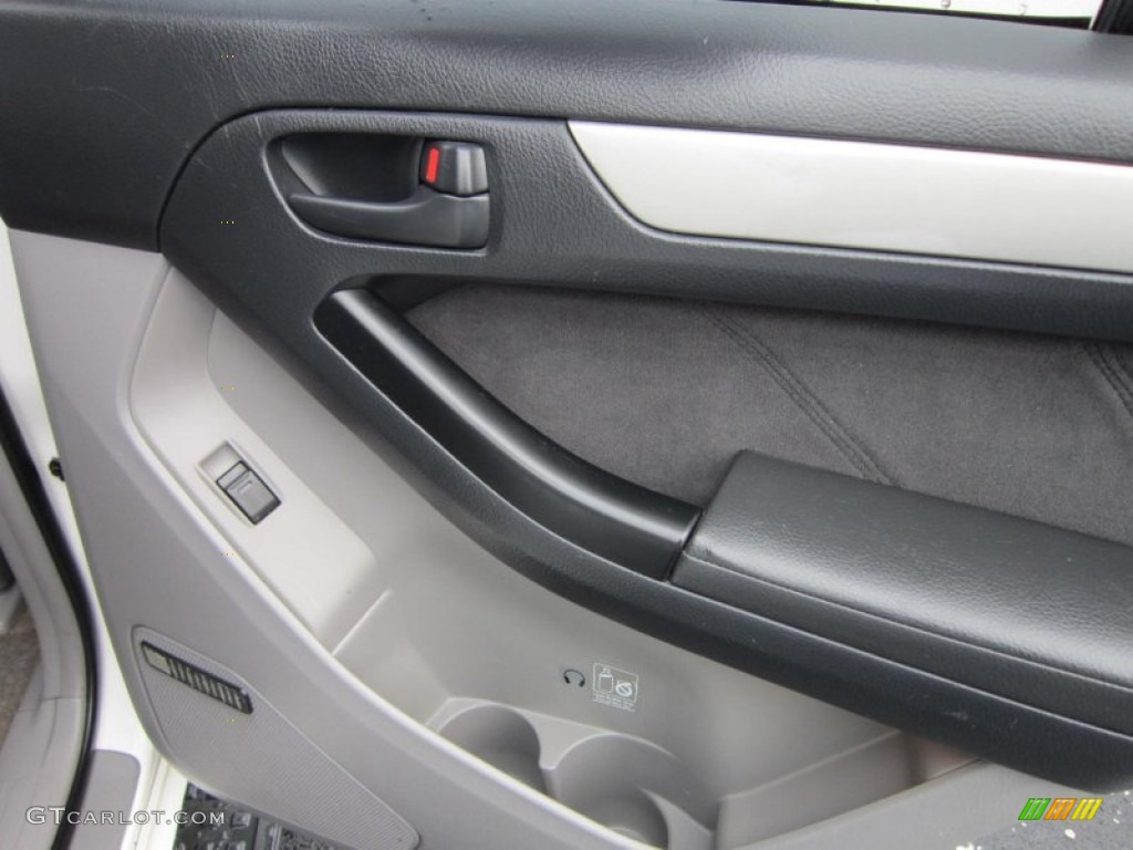2004 4Runner SR5 4x4 - Natural White / Stone photo #19