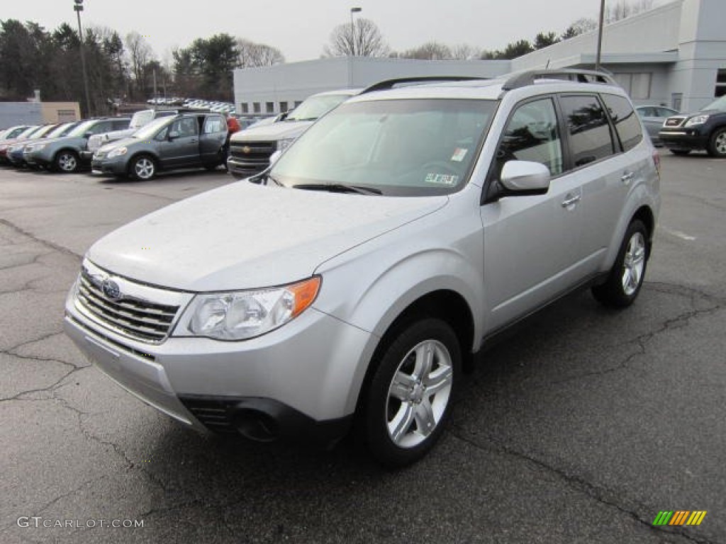 2009 Forester 2.5 X Premium - Spark Silver Metallic / Black photo #3