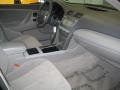 Black - Camry LE Photo No. 23