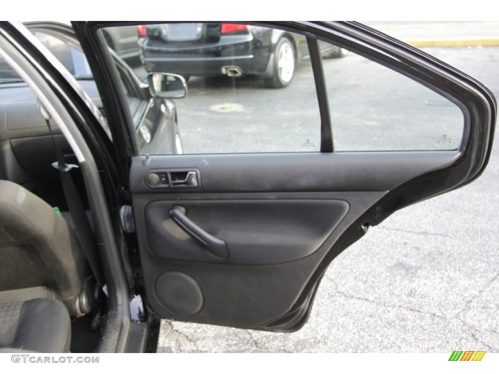 2003 Volkswagen Jetta GL 1.8T Sedan Door Panel Photos