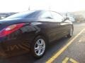 Black - Solara SE Coupe Photo No. 8