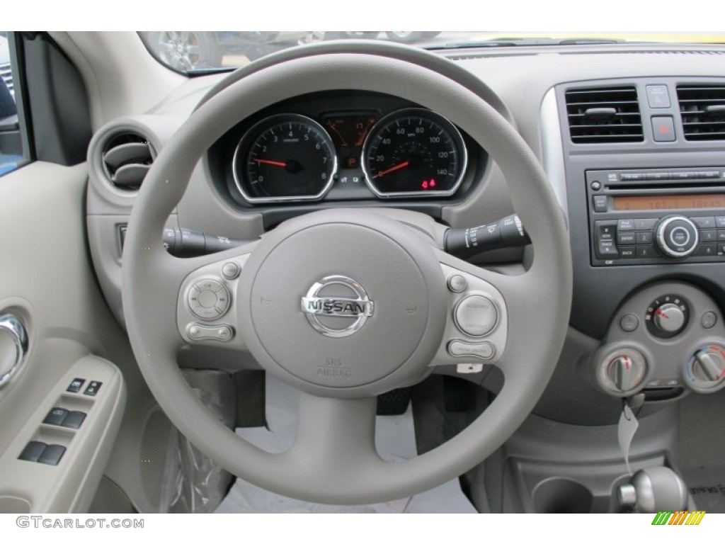 2012 Nissan Versa 1.6 SL Sedan Steering Wheel Photos