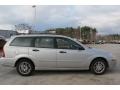 2002 CD Silver Metallic Ford Focus SE Wagon  photo #8