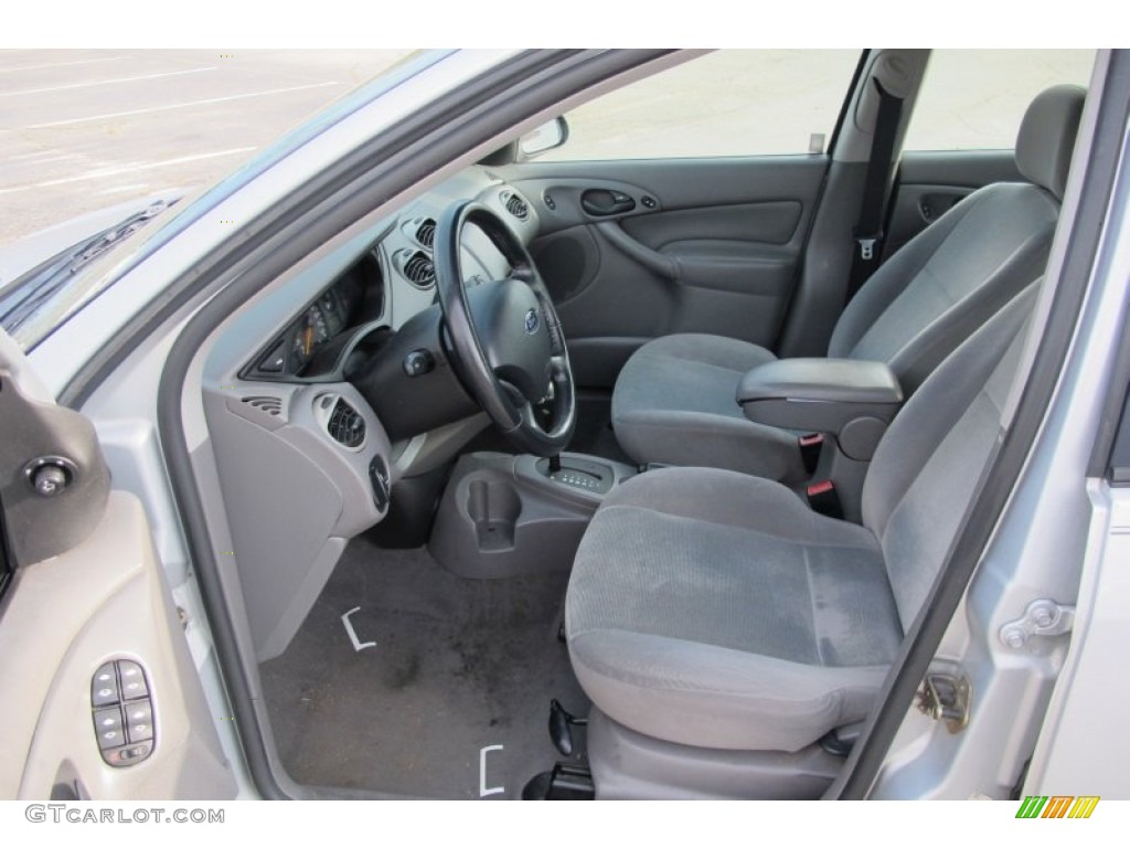 Medium Graphite Interior 2002 Ford Focus SE Wagon Photo #58959287