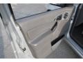 CD Silver Metallic - Focus SE Wagon Photo No. 10