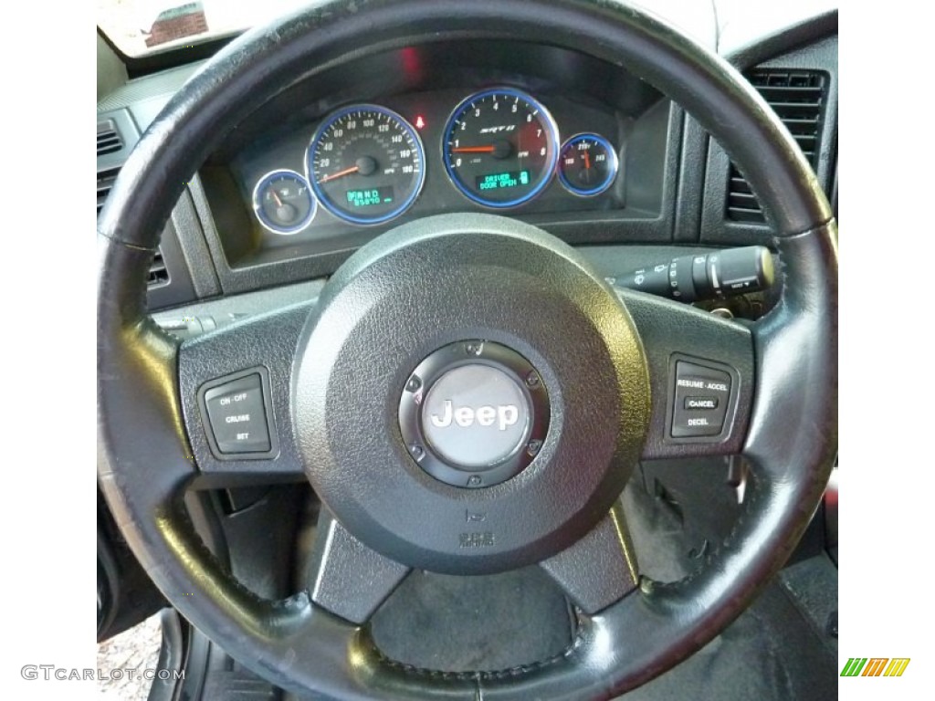 2006 Jeep Grand Cherokee SRT8 Medium Slate Gray Steering Wheel Photo #58960206
