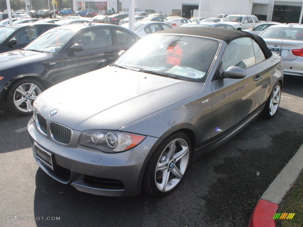 2009 1 Series 135i Convertible - Space Grey Metallic / Taupe photo #25