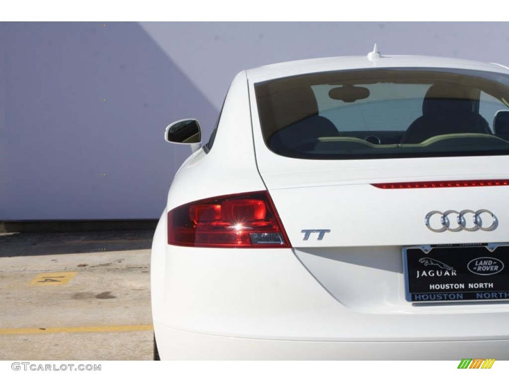 2010 TT 2.0 TFSI quattro Coupe - Ibis White / Luxor Beige Nappa Leather photo #12