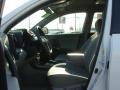 Super White - RAV4 I4 4WD Photo No. 7
