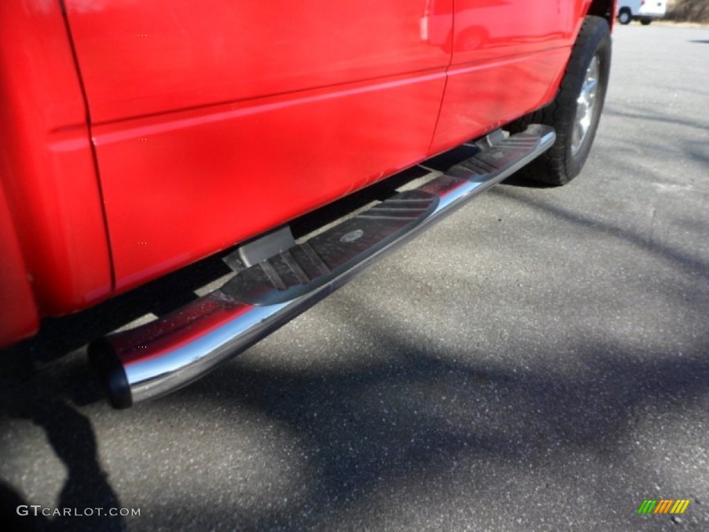 2006 F150 XLT SuperCrew 4x4 - Bright Red / Medium/Dark Flint photo #8