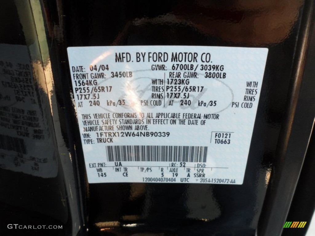 2004 F150 STX SuperCab - Black / Medium/Dark Flint photo #44