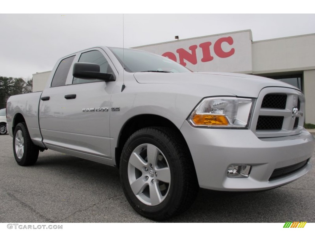 2012 Ram 1500 Express Quad Cab - Bright Silver Metallic / Dark Slate Gray/Medium Graystone photo #9